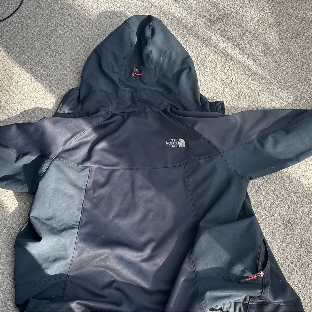 The North Face Summit Series jacket women’s large